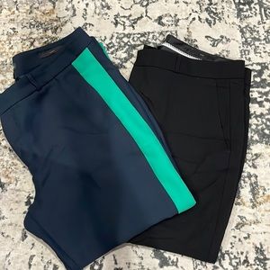 Black are size 12p.  Navy blue with green stripe are 12 s both are Avery.